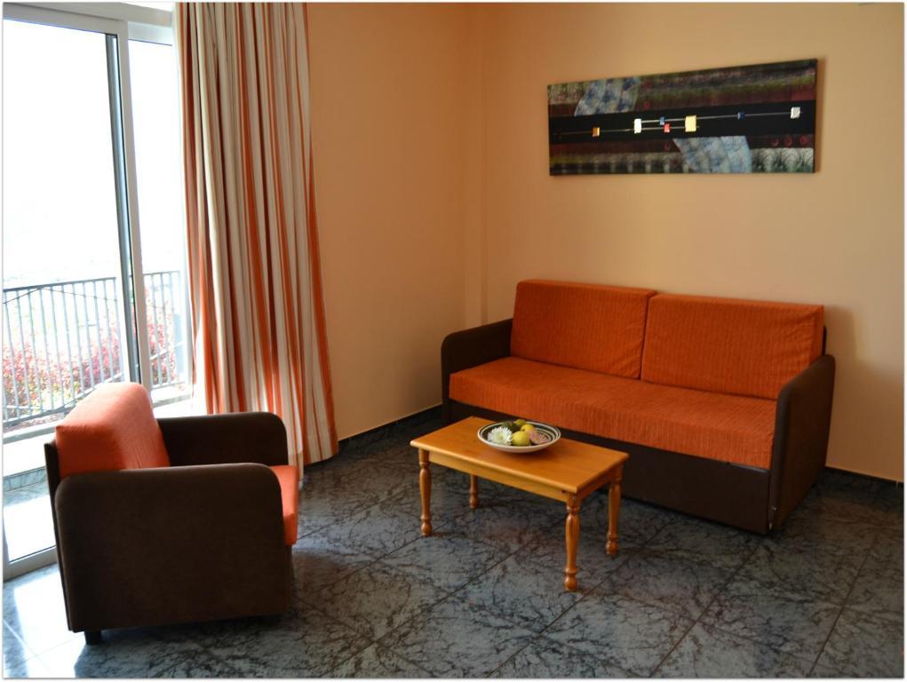 Apartamentos Jucar Frontera Exterior foto